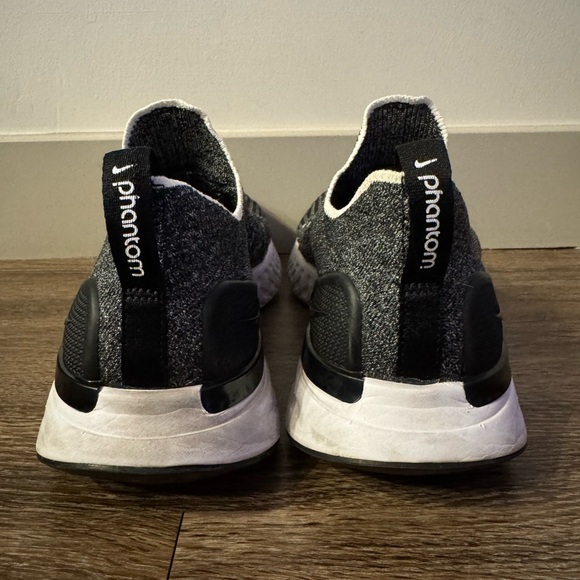 Nike React Phantom Run Flyknit 2 - Picture 4 of 7